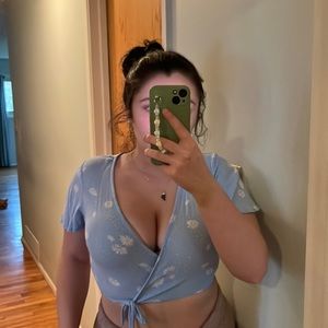 White and blue tie around top from PacSun